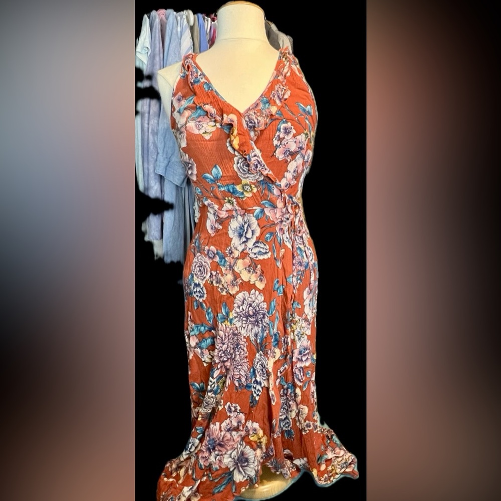 Band Of Gypsies Medium Surplice Peplum Faux Wrap Halter Tie V-Neck Floral Dress